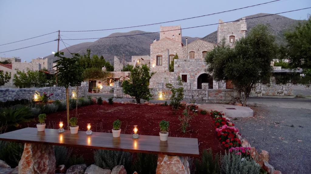 Апартаменти Katafigi Pyrgos Dirou Екстер'єр фото